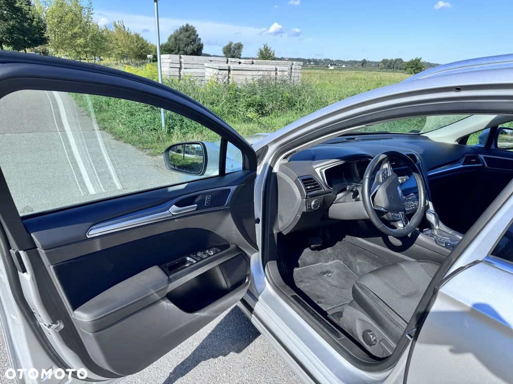 Ford Mondeo 2.0 TDCi Titanium PowerShift - 5
