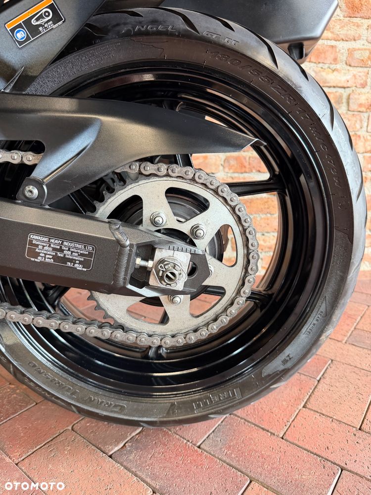 Kawasaki Versys 1000 - 25