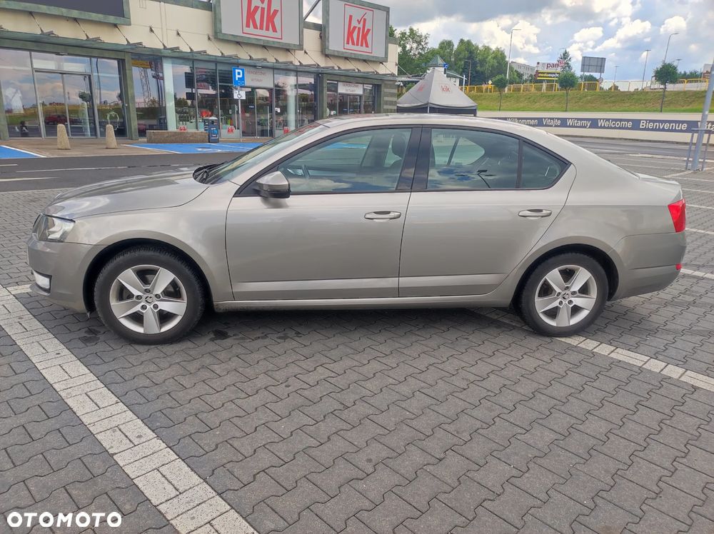 Skoda Octavia 1.6 TDI Ambition - 2