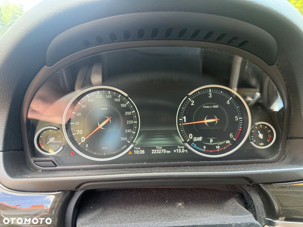 BMW Seria 5 520d Luxury Line - 17