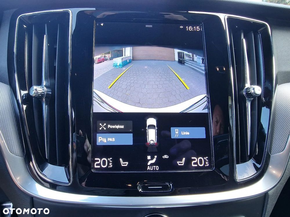 Volvo V60 B4 D Plus Dark - 27