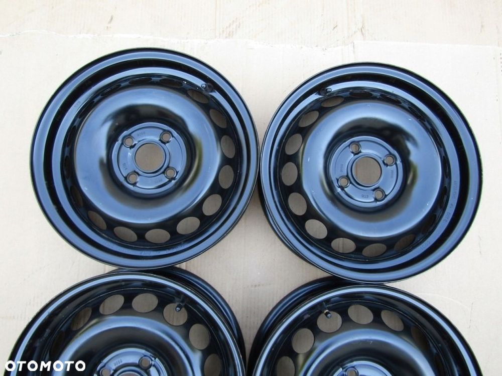 4x Felgi 15 Citroen C1 I II Toyota Aygo I II Peugeot 107 108 4,5 4x100 ET35 - 6