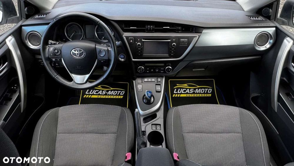 Toyota Auris - 31