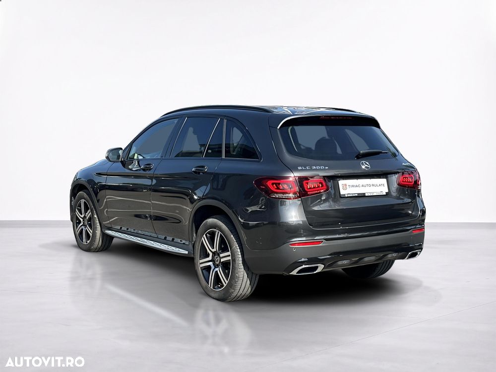 Mercedes-Benz GLC - 4