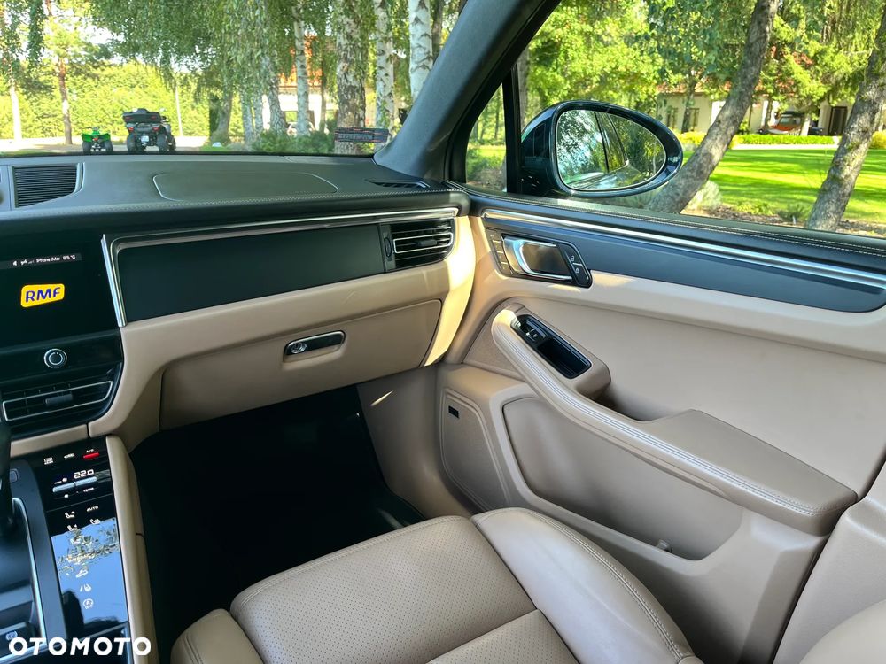 Porsche Macan Standard - 15