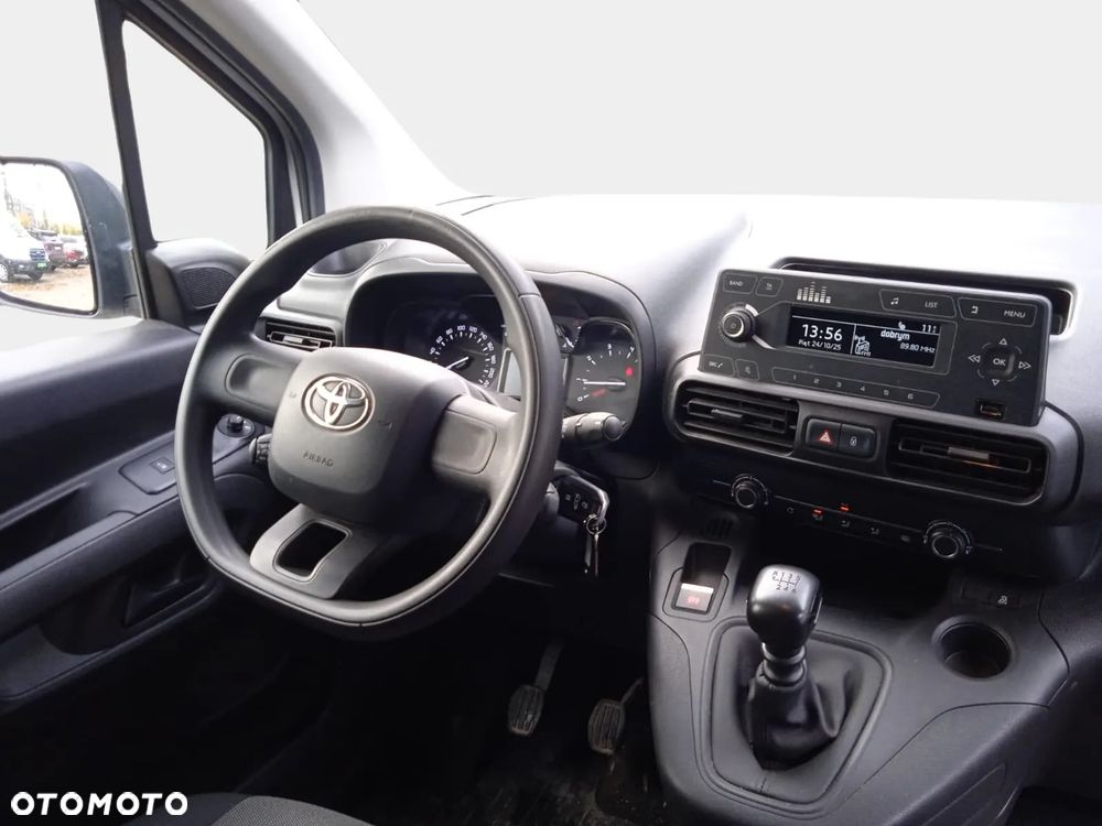 Toyota Proace City - 13