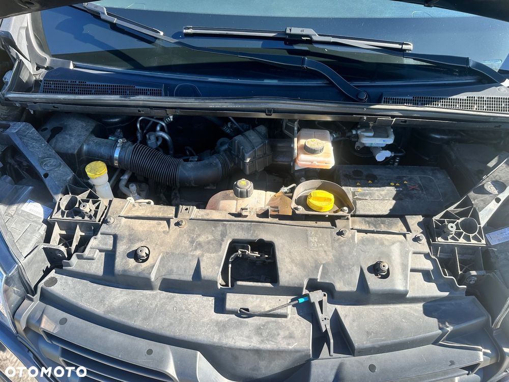 Renault Trafic - 11
