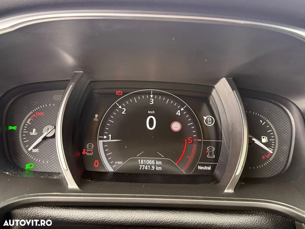 Renault Megane BLUE dCi Zen - 5