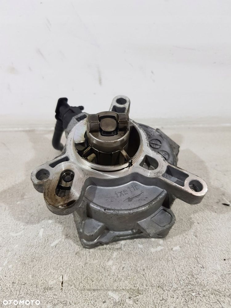 pompa vacum 31316688 volvo s60 ii v60 v70 2.0d - 13