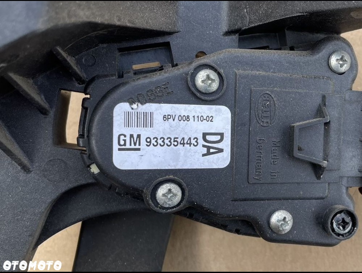 93335443 potencjometr pedal gazu Opel meriva a - 2
