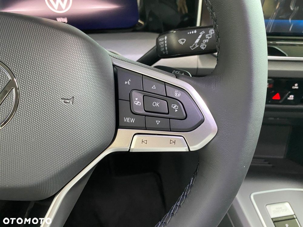 Volkswagen Golf - 15
