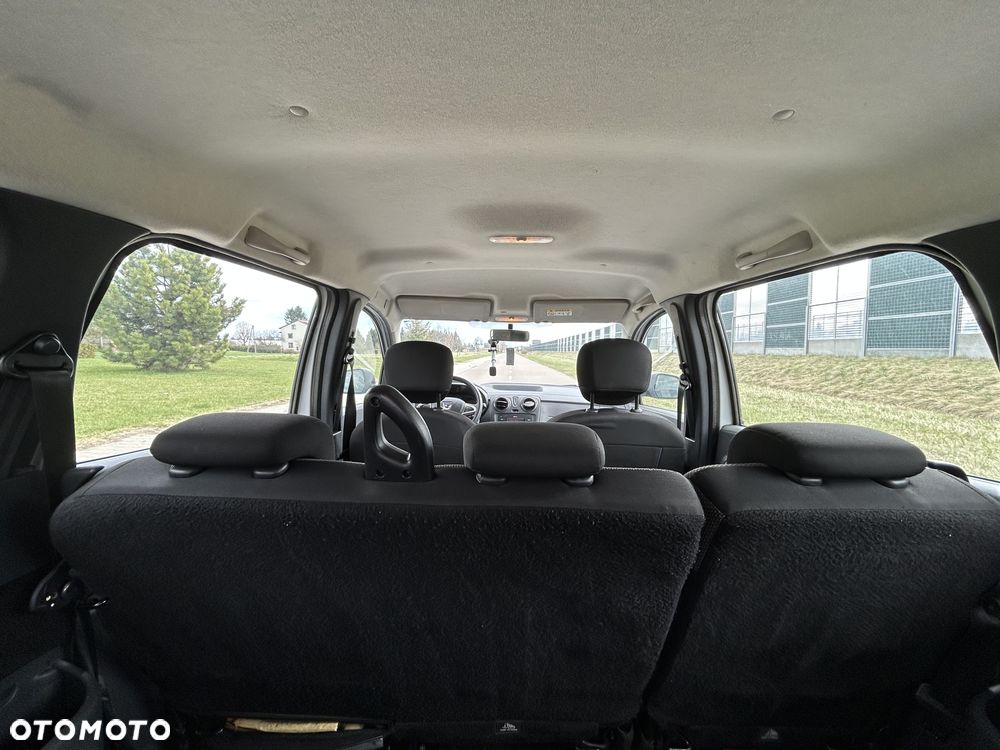 Dacia Lodgy 1.6 SCe Ambiance S&S - 19