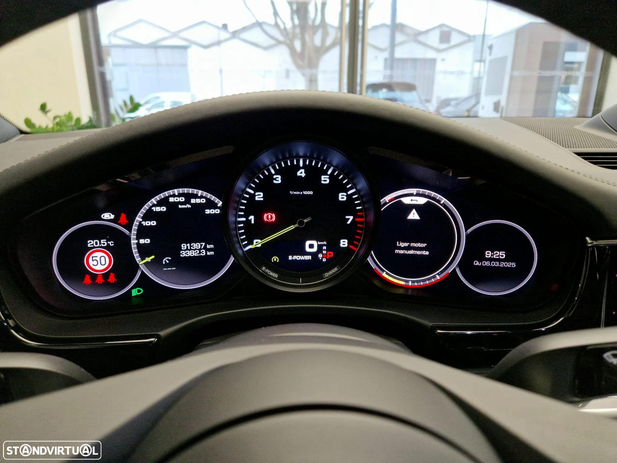 Porsche Panamera 4 E-Hybrid - 20