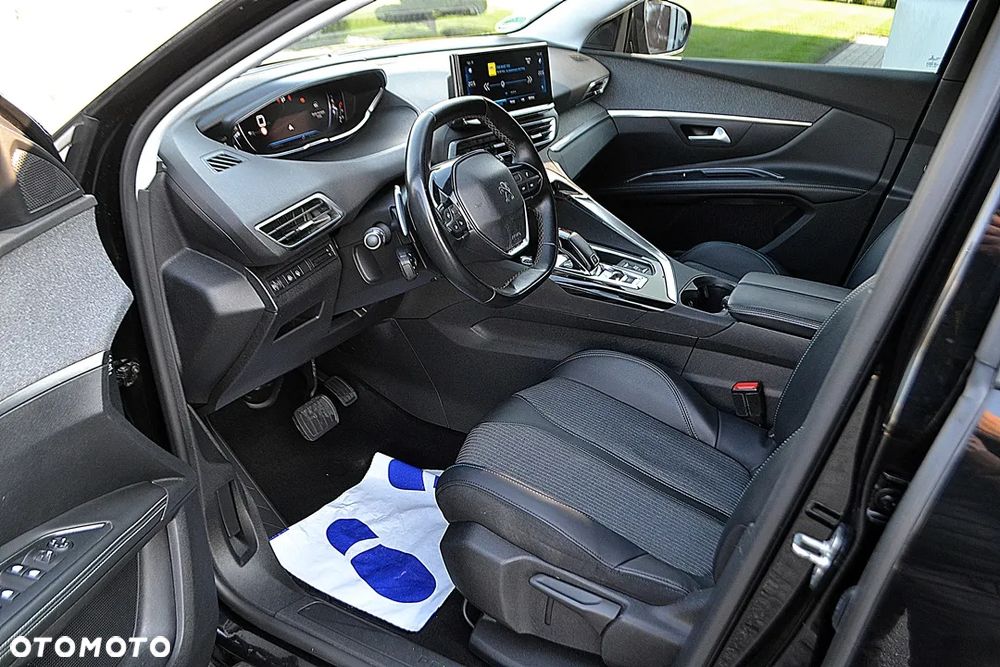 Peugeot 5008 BlueHDi 180 EAT8 Allure Pack - 13