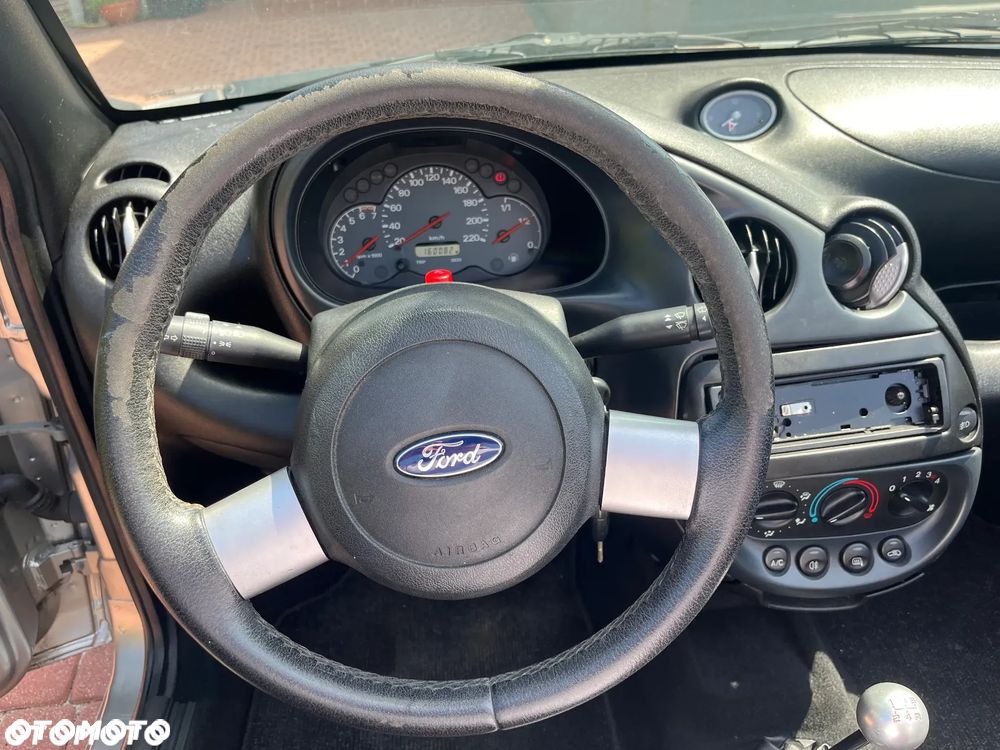 Ford Streetka 1.6 - 13