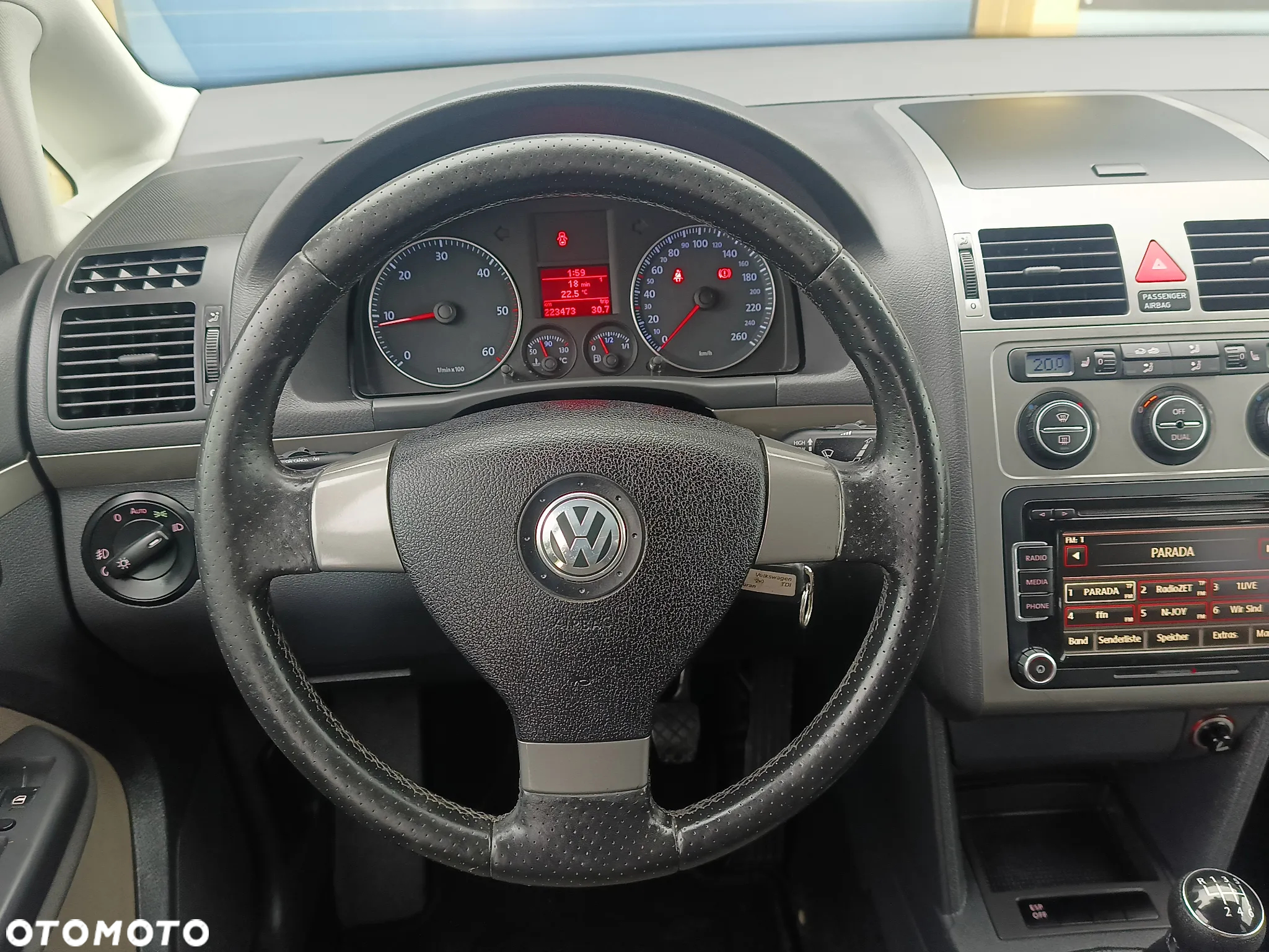 Volkswagen Touran 2.0 TDI DPF Cross - 29