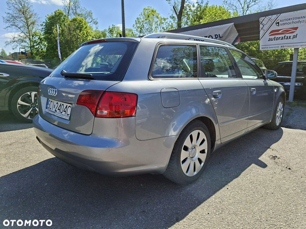 Audi A4 Avant 2.0 TDI - 11