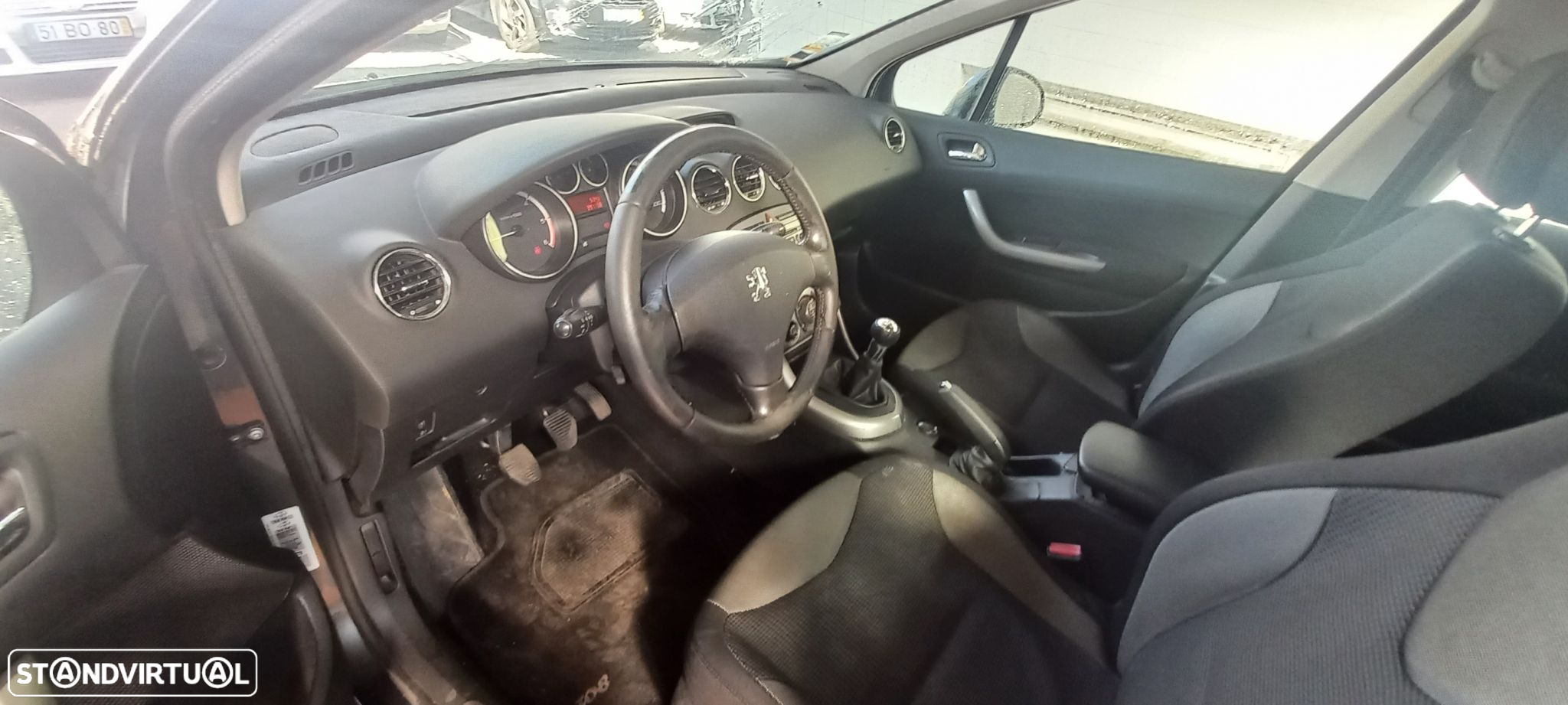 Peugeot 308 1.6 HDi Executive - 4