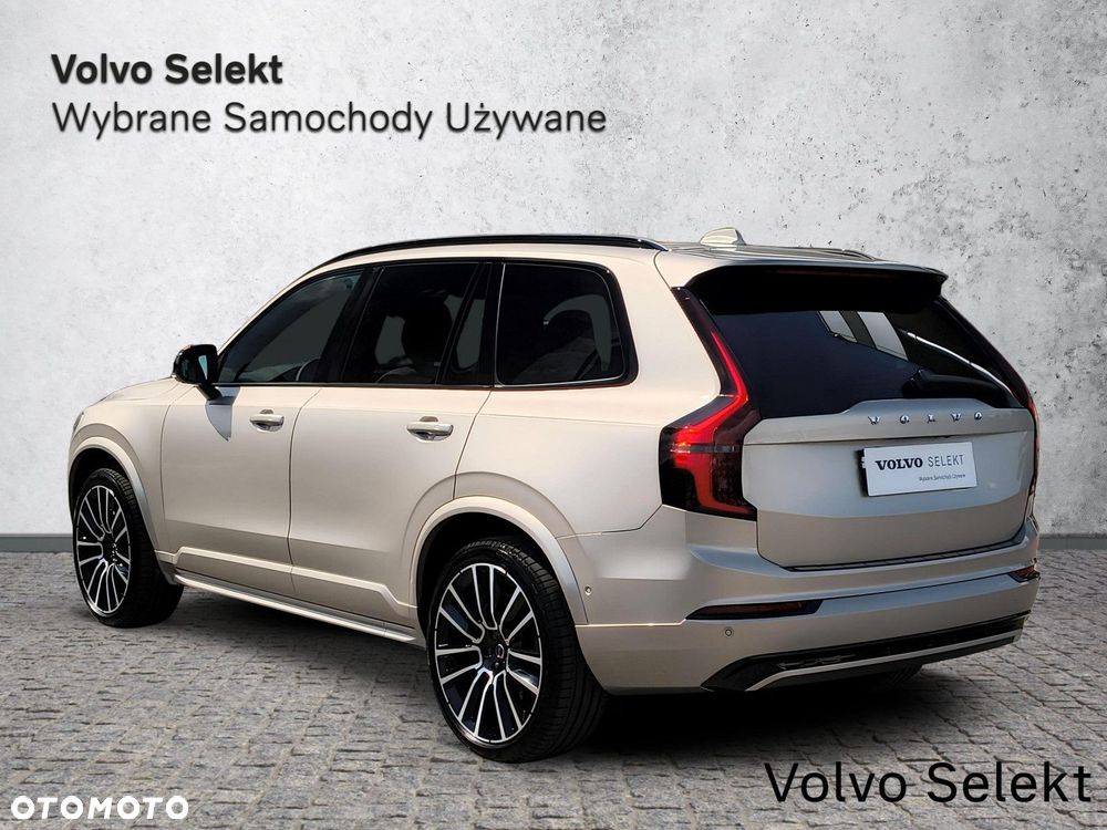Volvo XC 90 - 9