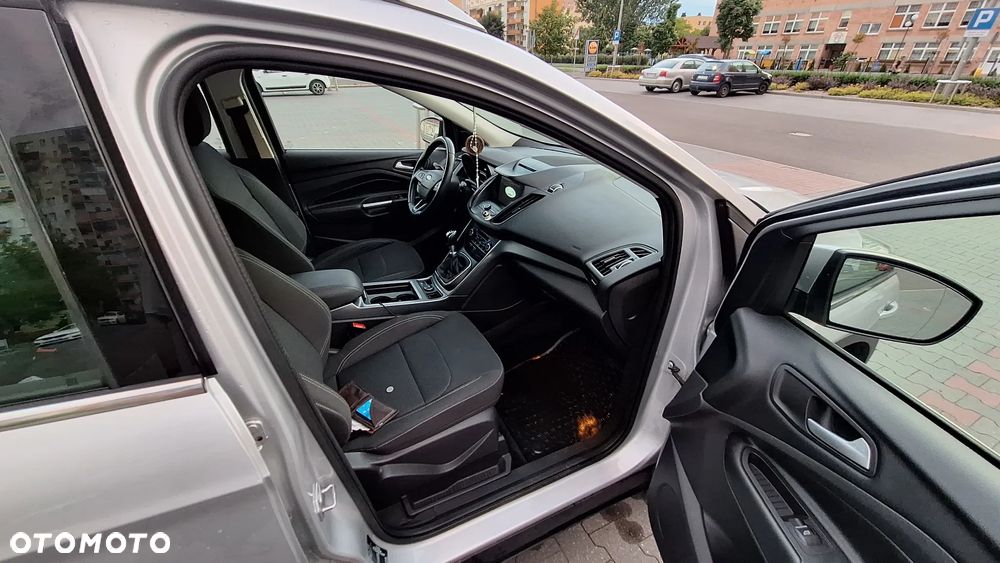 Ford Kuga 2.0 TDCi FWD Titanium - 12