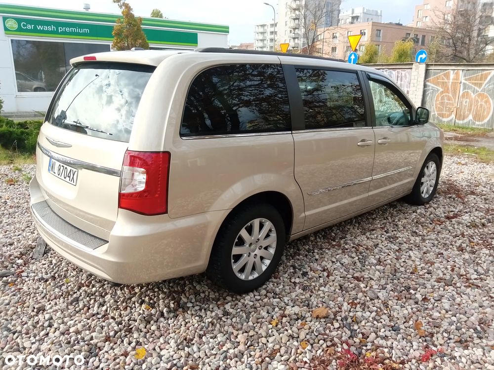 Chrysler Town & Country 3.6 Touring - 10