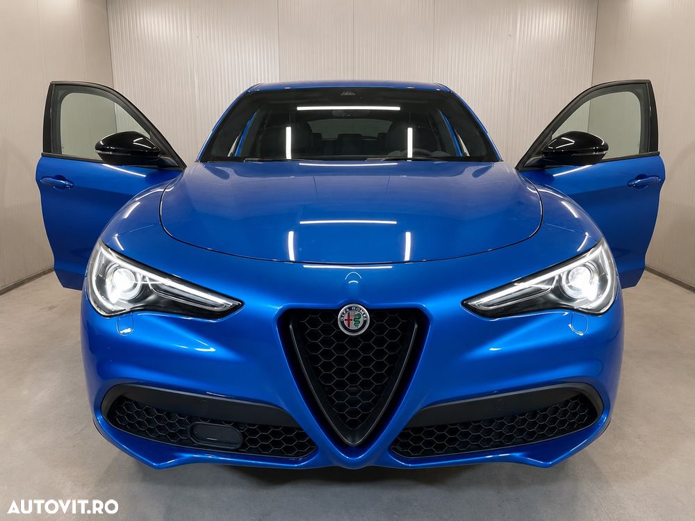 Alfa Romeo Stelvio 2.2 JTDM AWD AT8 Veloce - 1