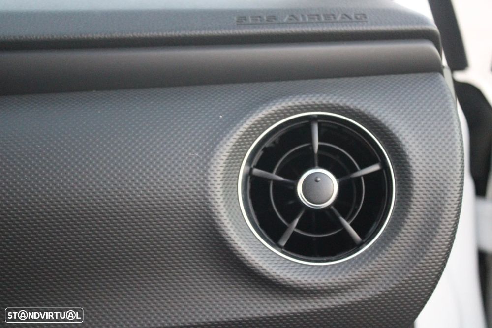 Toyota Auris 1.4 D-4D Comfort - 47