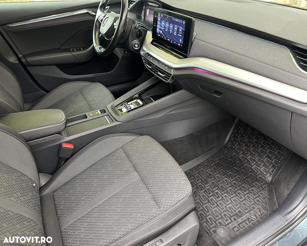Skoda Octavia 2.0 TDI DSG Ambition - 10