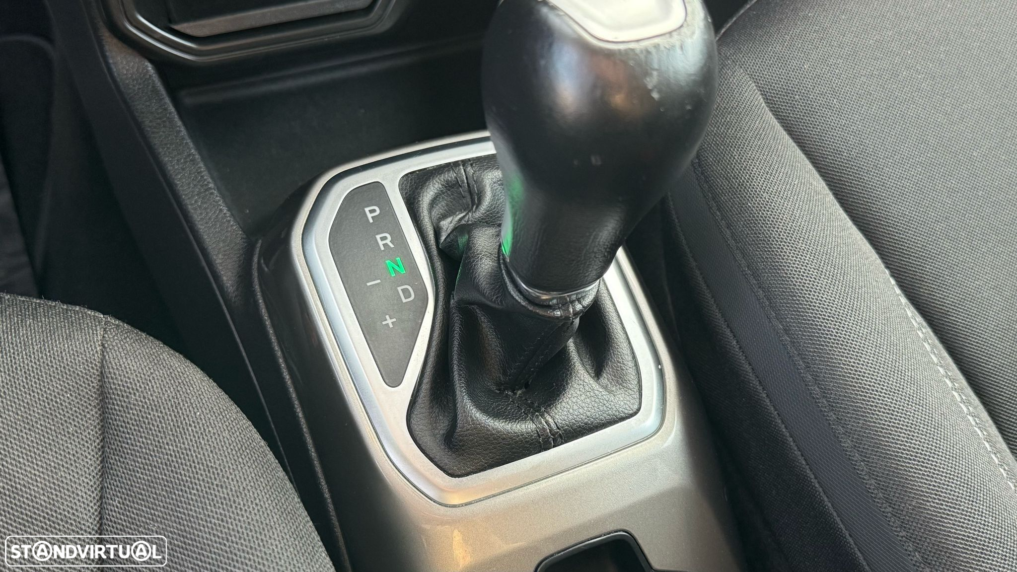 Jeep Renegade 1.6 MJD Limited DCT - 45