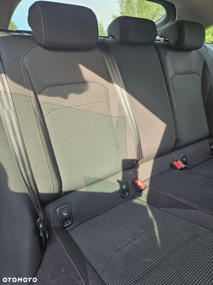 Volkswagen Arteon 2.0 TSI Essence DSG - 25