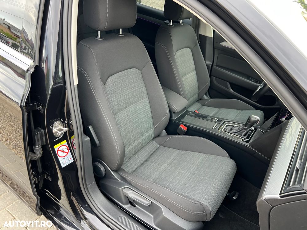 Volkswagen Passat 2.0 TDI SCR DSG Comfortline - 13