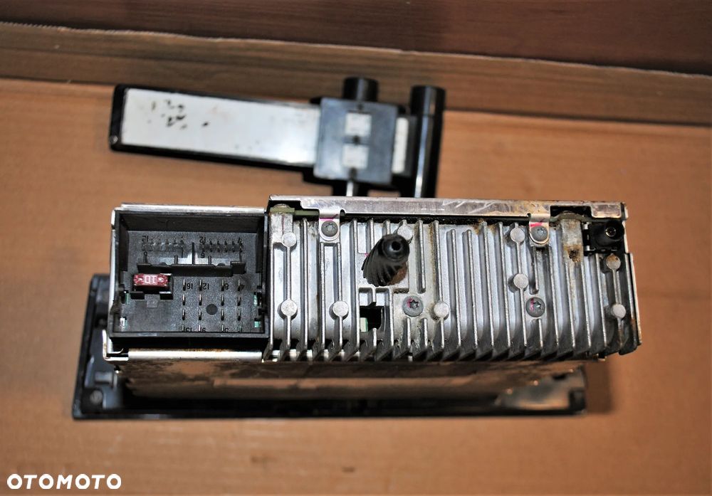 Radio BMW E90 - 5