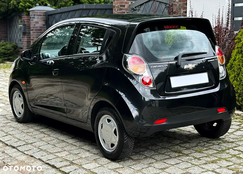 Chevrolet Spark 1.0 LS - 17