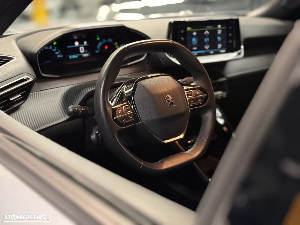 Peugeot e-2008 50 kWh Active Pack - 10