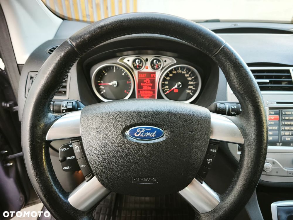 Ford Kuga 2.0 TDCi 2x4 Champions Edition - 22