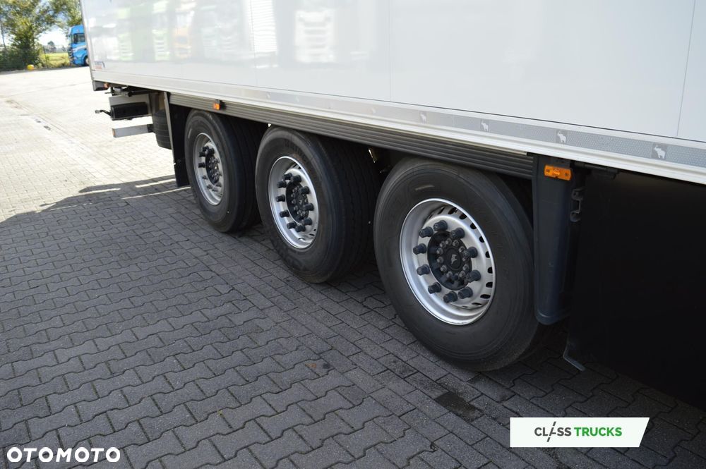 Schmitz Cargobull SKO FP 60 Carrier Vector 1550 - 10