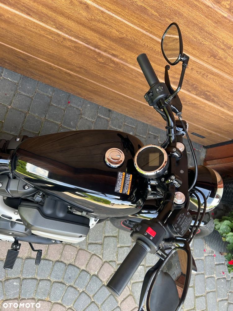 Yamaha XVS - 4