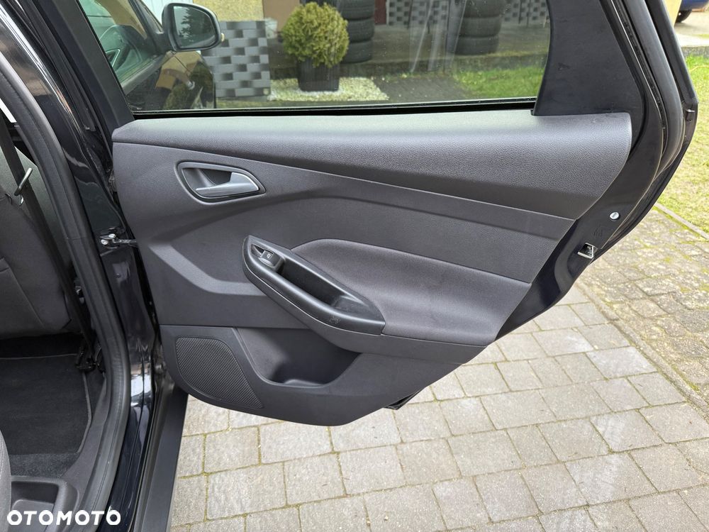 Ford Focus 1.0 EcoBoost Start-Stopp-System Champions Edition - 23
