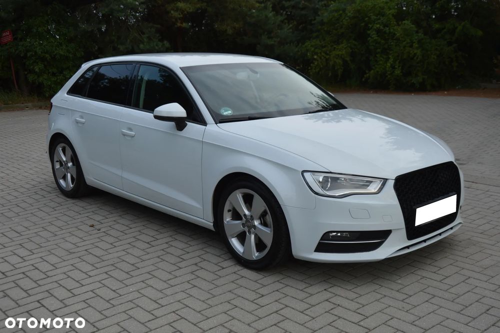 Audi A3 Sportback 1.2 TFSI Attraction - 8