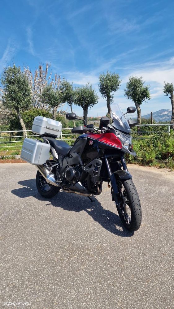 Honda VFR Cross Tourer - 1