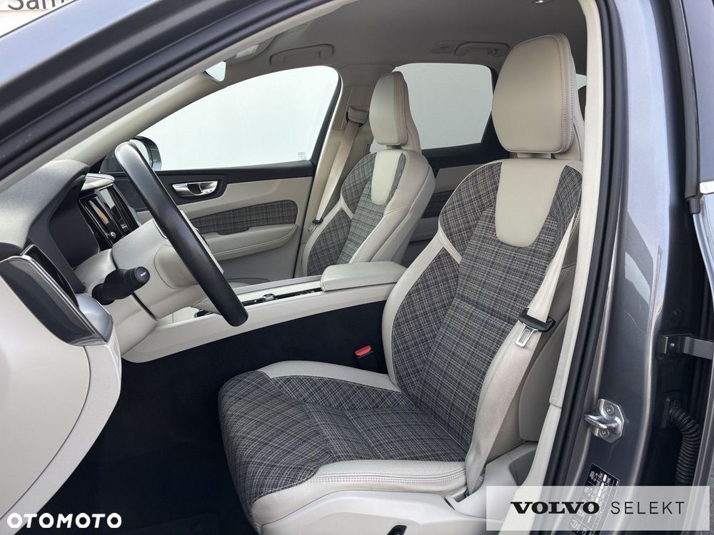 Volvo XC 60 - 8