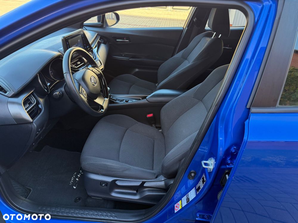 Toyota C-HR - 16