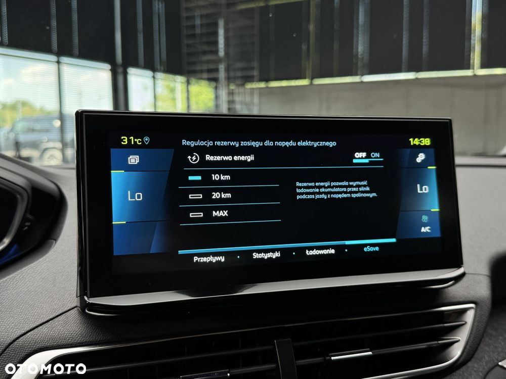 Peugeot 3008 1.6 PureTech Hybrid PHEV Allure S&S EAT8 - 32