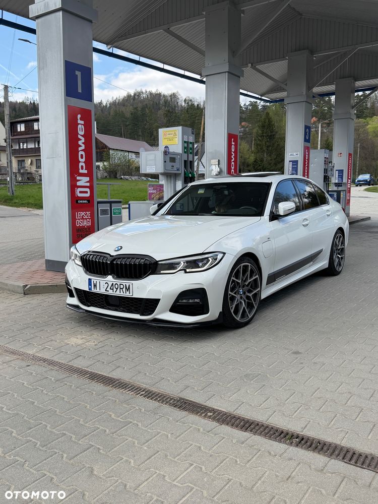 BMW Seria 3 330e M Sport sport - 1