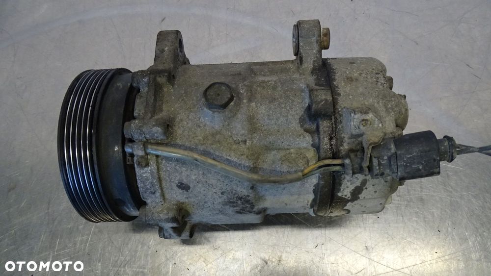 SPRĘŻARKA KLIMATYZACJI SKODA OCTAVIA I 1.9 - 1