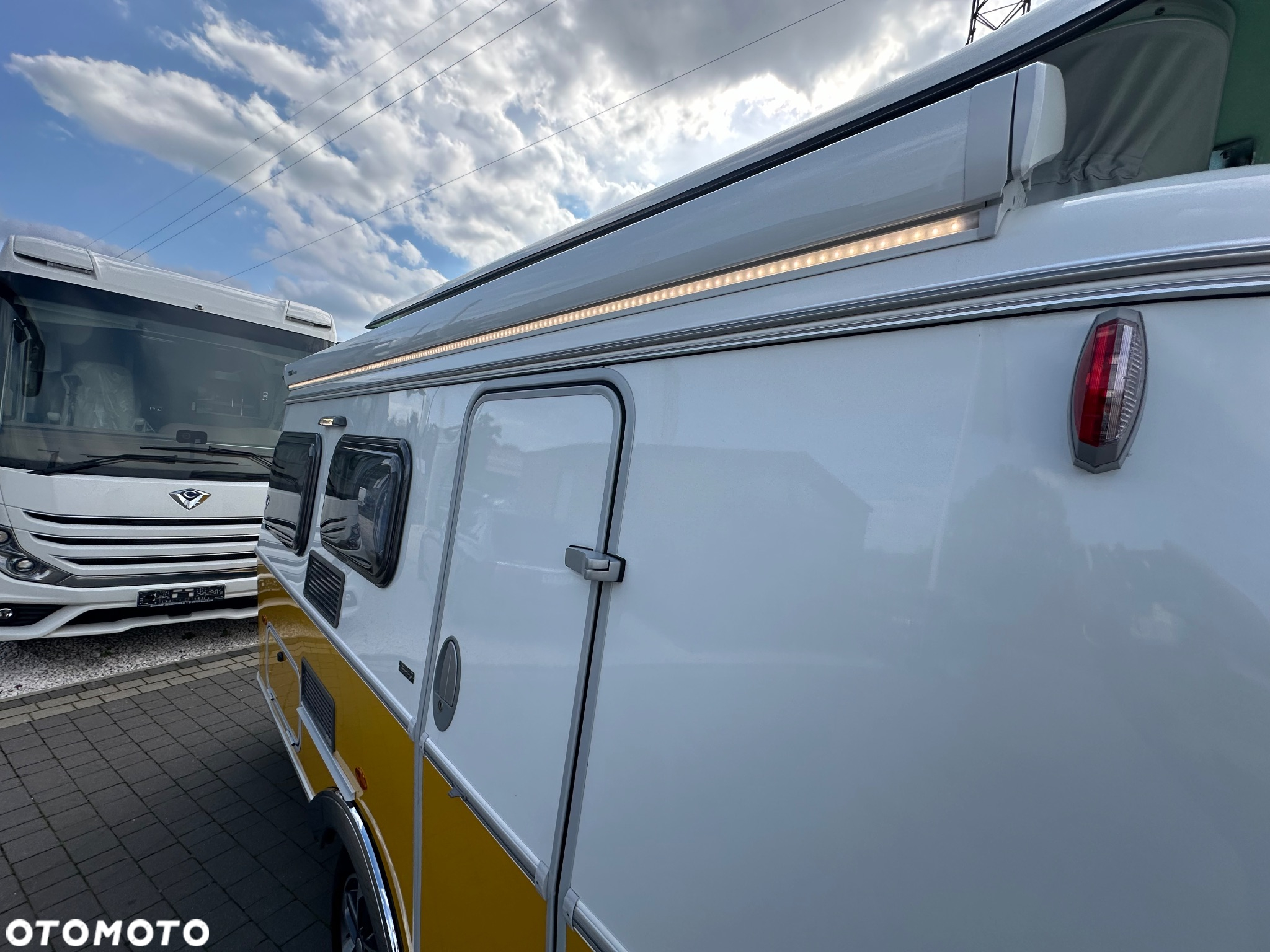 Hymer-Eriba Touring 530 Nugget Gold Edition - 25