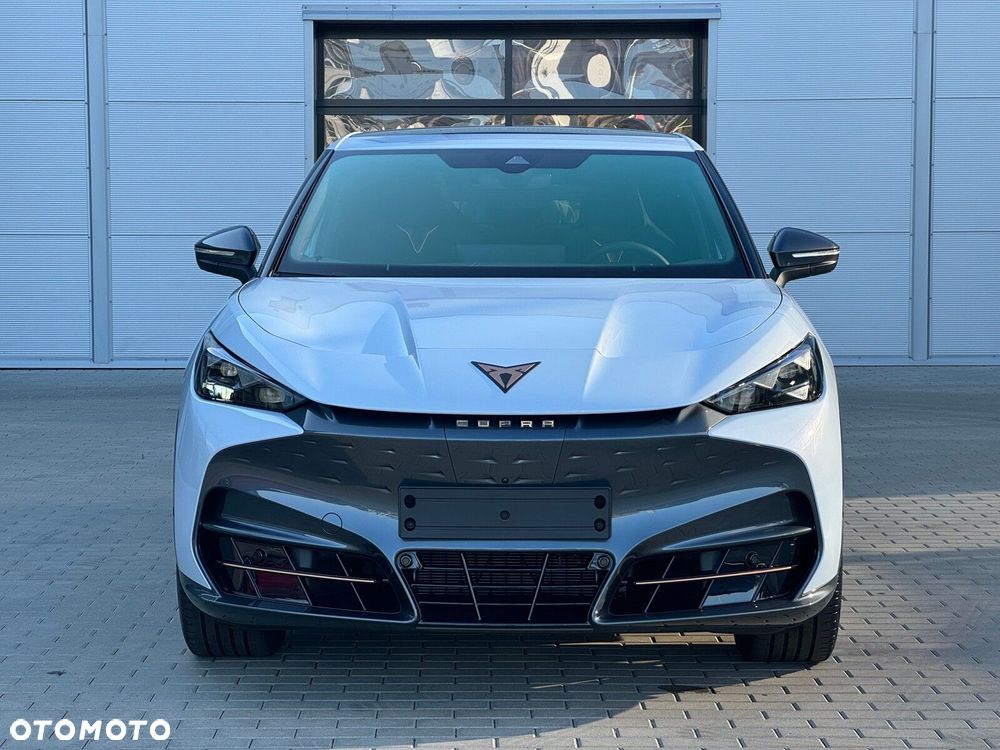 Cupra Tavascan - 4