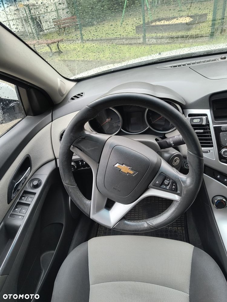 Chevrolet Cruze - 7