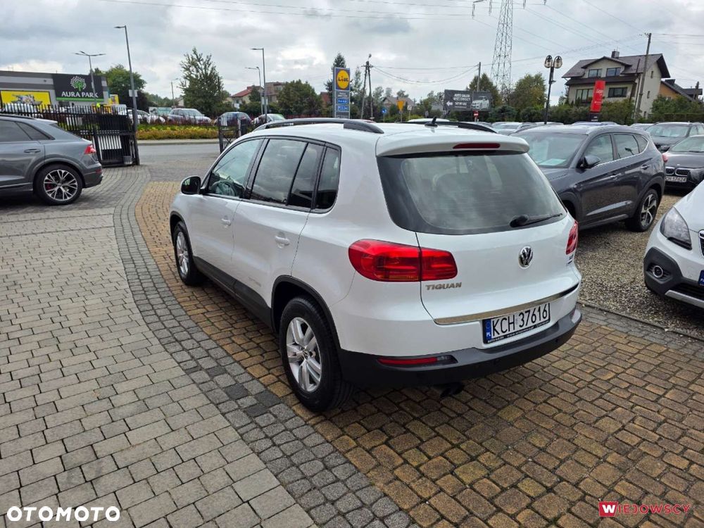 Volkswagen Tiguan - 8