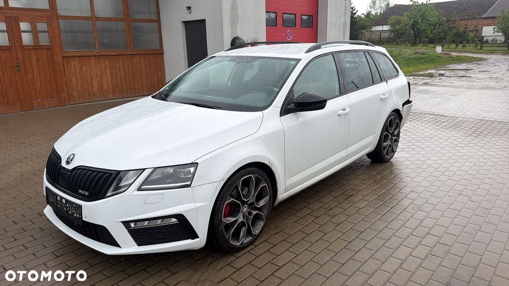 Skoda Octavia 2.0 TDI 4x4 DSG RS - 1